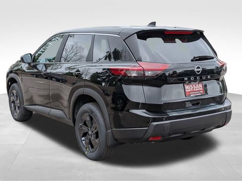 New 2026 Nissan Rogue SV w/ Cold Weather Package AWD/4WD image 11