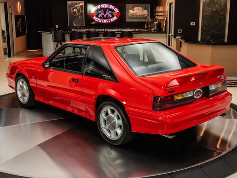 Used 1993 Ford Mustang Cobra RWD image 17