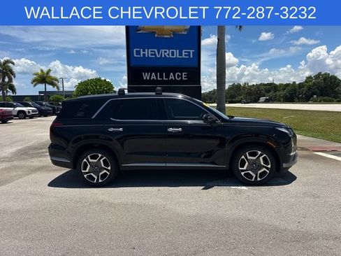 Used 2024 Hyundai Palisade SEL w/ Premium Package FWD image 5