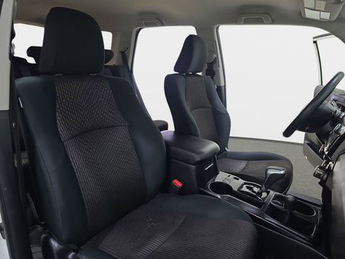 Used 2019 Toyota 4Runner TRD Off-Road AWD/4WD image 8
