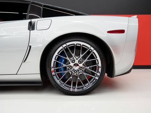 Used 2013 Chevrolet Corvette ZR1 w/ Battery Protection Package RWD image 24