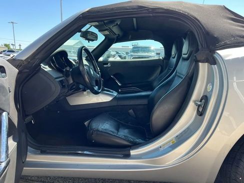 Used 2008 Saturn Sky w/ Premium Trim Package RWD image 8