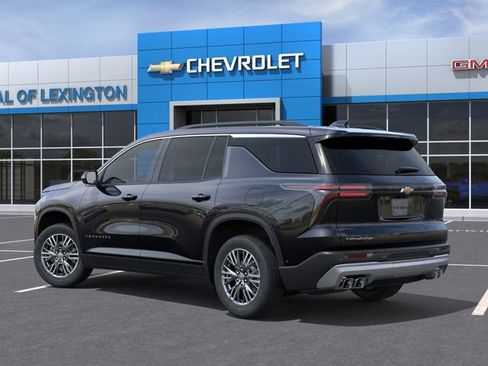 New 2026 Chevrolet Traverse LT FWD image 3