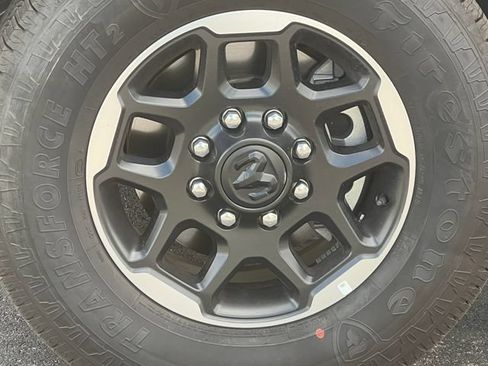 Used 2025 RAM 2500 Laramie AWD/4WD image 14