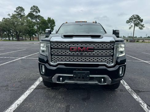 Used 2020 GMC Sierra 3500 Denali w/ Denali Ultimate Package AWD/4WD image 3