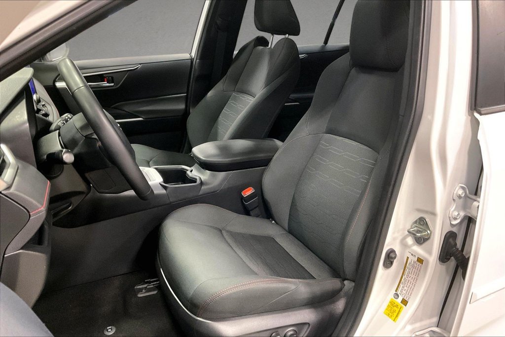 Used 2023 Toyota RAV4 SE w/ Weather & Moonroof Package AWD/4WD image 22