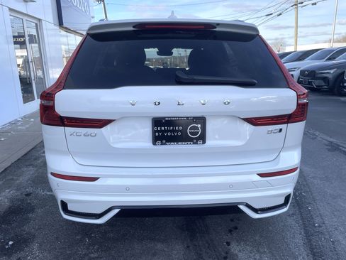 Certified 2025 Volvo XC60 B5 Core AWD/4WD image 4