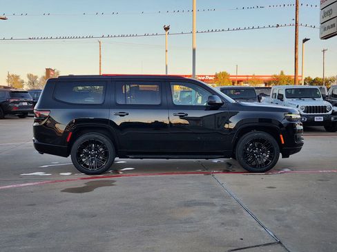 New 2025 Jeep Wagoneer Series II image 7