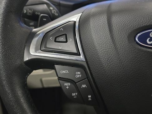 Used 2022 Ford Edge Titanium w/ Equipment Group 301A image 36