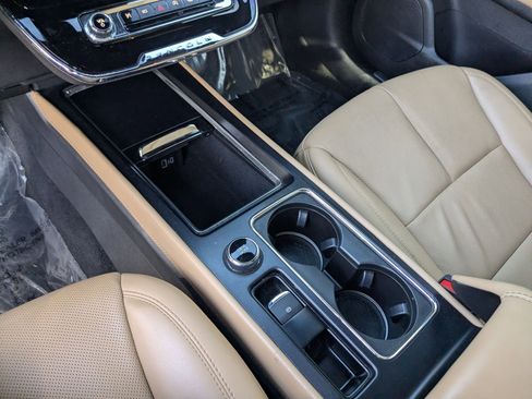 Used 2023 Lincoln Corsair Reserve w/ Jet Appearance Package image 19