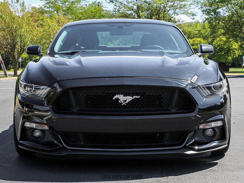 Used 2017 Ford Mustang GT image 13