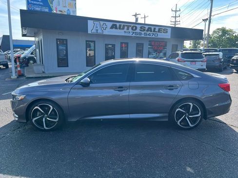 Used 2018 Honda Accord Sport image 1