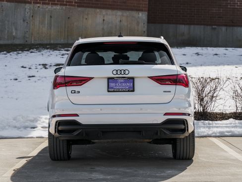 Used 2023 Audi Q3 2.0T Premium Plus w/ Premium Plus Package image 28