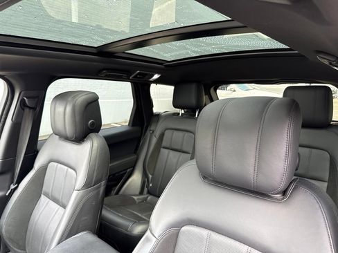 Used 2020 Land Rover Range Rover Sport HST AWD/4WD image 10
