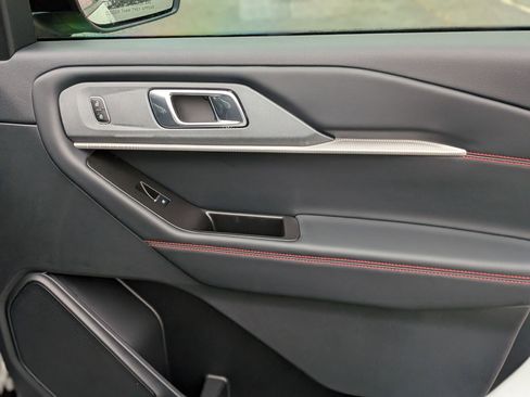 New 2026 Ford Explorer ST-Line w/ ST-Line Street Pack RWD image 37