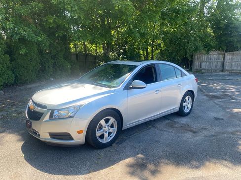 Used 2012 Chevrolet Cruze LT w/ All-Star Edition FWD image 1
