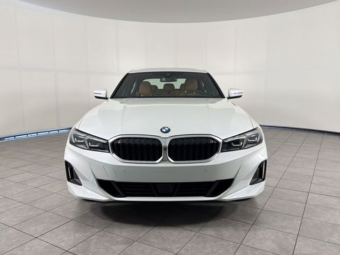 Certified 2025 BMW 330i Sedan RWD image 5