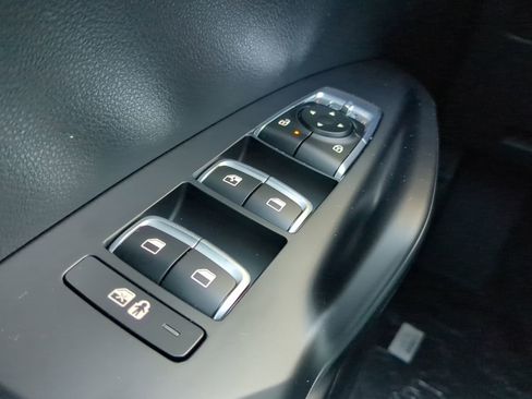 New 2026 Kia K5 LXS image 19