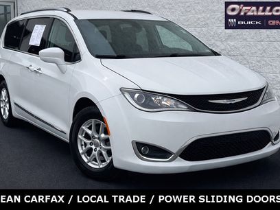 Used 2020 Chrysler Pacifica Touring-L