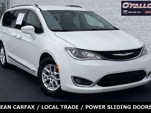 Used 2020 Chrysler Pacifica Touring-L image 1