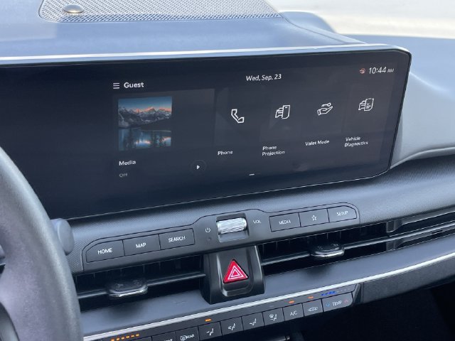 Used 2025 Kia K4 FWD image 16