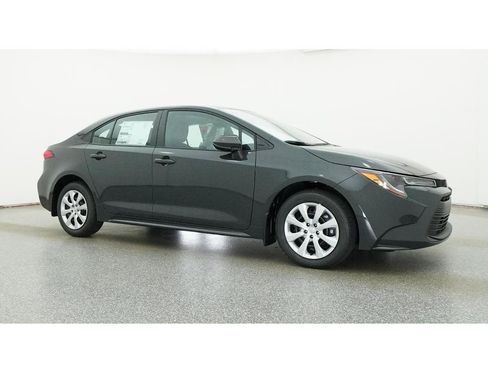 New 2026 Toyota Corolla LE FWD image 28