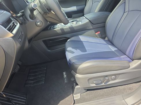 Certified 2026 INFINITI QX60 Sport w/ Dark Cargo Package AWD/4WD image 15