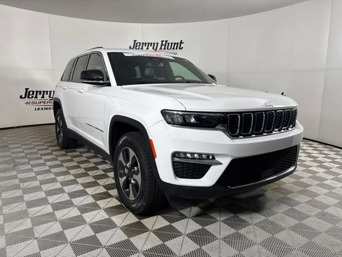 Used 2024 Jeep Grand Cherokee Limited 4xe AWD/4WD image 3