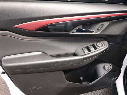 Used 2025 Chevrolet TrailBlazer RS w/ Convenience Package image 13