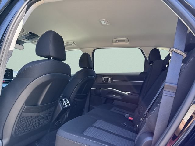 New 2026 Kia Sorento LX FWD image 21