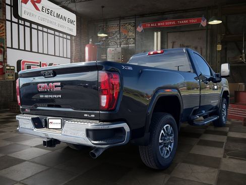 New 2026 GMC Sierra 2500 SLE AWD/4WD image 3