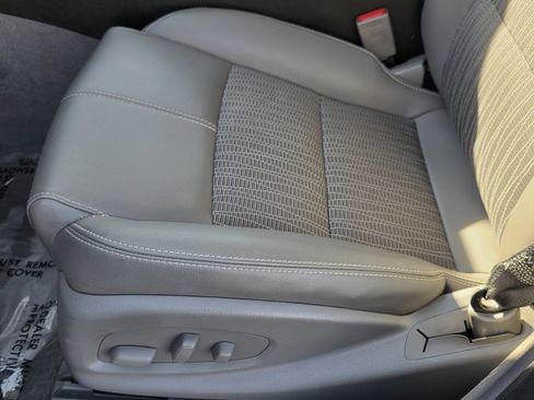 Used 2018 Chevrolet Impala LS image 22