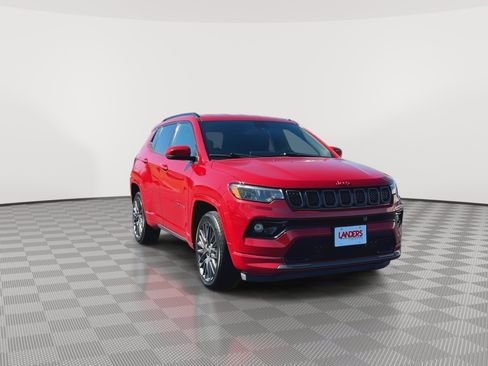 Used 2023 Jeep Compass Limited AWD/4WD image 5