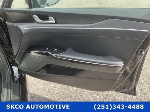 Used 2024 Kia K5 LXS FWD image 12