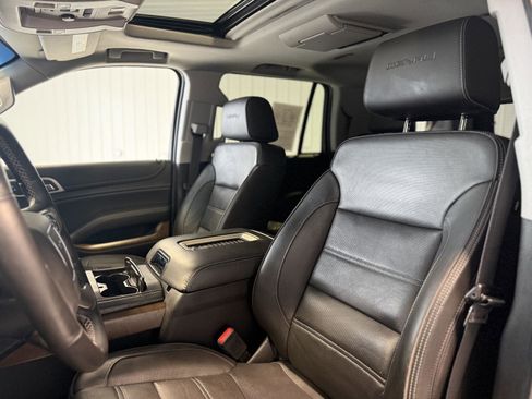 Used 2019 GMC Yukon Denali w/ Open Road Package image 10