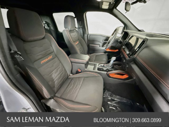 Used 2025 Nissan Frontier PRO-4X w/ Interior Protection Package AWD/4WD image 25