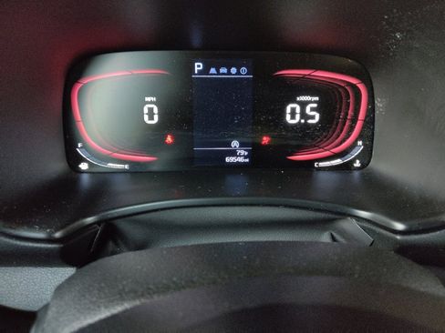 Used 2023 Kia Soul LX w/ LX Technology Package FWD image 23