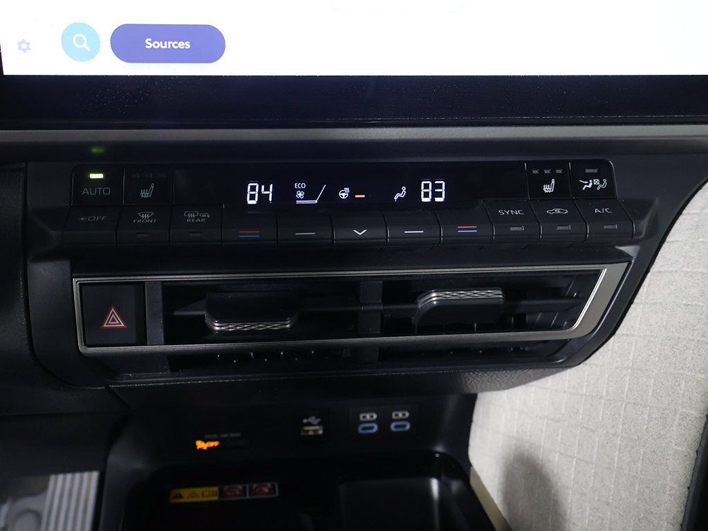 Used 2025 Toyota Camry XLE FWD image 42