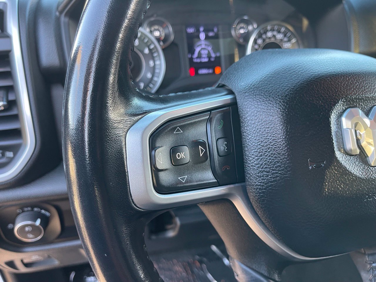 Used 2022 RAM 1500 Big Horn AWD/4WD image 24