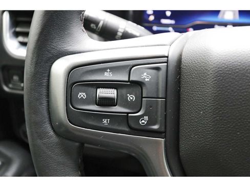 Used 2022 Chevrolet Tahoe LT w/ Luxury Package AWD/4WD image 16