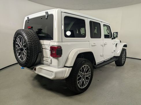 Used 2024 Jeep Wrangler High Altitude AWD/4WD image 7