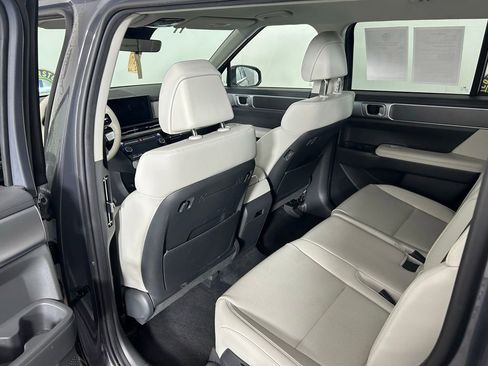 Used 2025 Hyundai Santa Fe SEL image 15