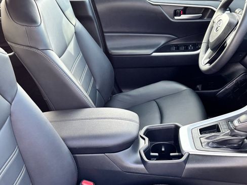 Certified 2025 Toyota RAV4 XLE Premium image 13