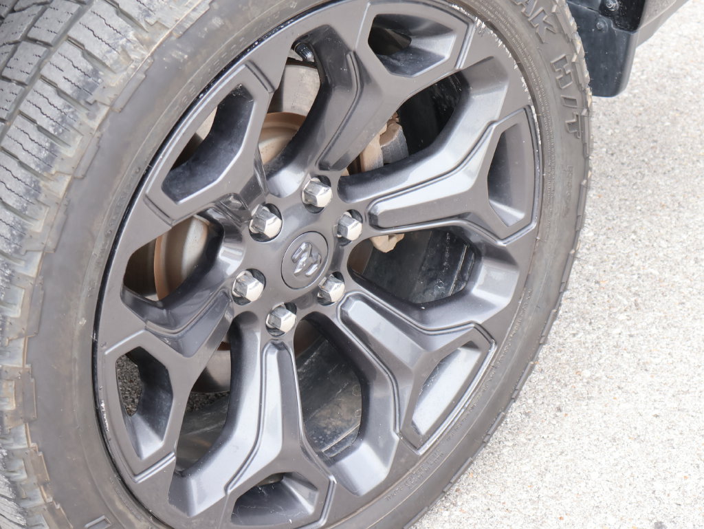 Used 2020 RAM 1500 Limited w/ Black Appearance Package RWD image 42