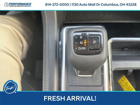 Used 2024 Nissan Pathfinder SV image 21