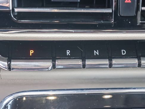 Used 2020 Lincoln Navigator L Reserve w/ Luxury Package image 19