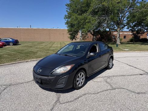 Used 2011 MAZDA MAZDA3 i Sport FWD image 1