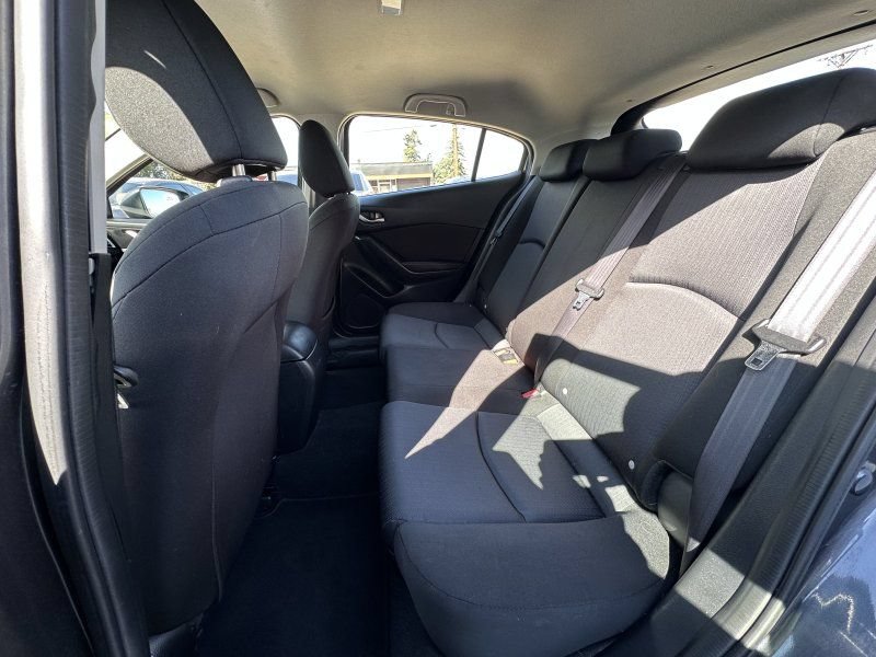 Used 2014 MAZDA MAZDA3 i Sport FWD image 12