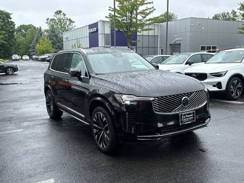 Used 2026 Volvo XC90 B6 Ultra w/ Protection Package AWD/4WD image 9