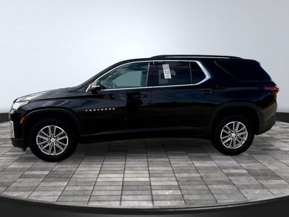 Used 2023 Chevrolet Traverse LT